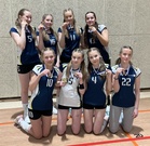 Takana vasemmalta Lilian Paul, Miisa Långström, Selena Heikkinen, Amina Khudoikulova, edessä vasemmalta Miina Kojo, Enna Norrbäck, Emma Liikkanen, Erin Ormio